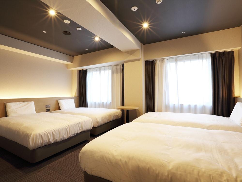 Henn Na Hotel Kanazawa Korimbo Екстер'єр фото